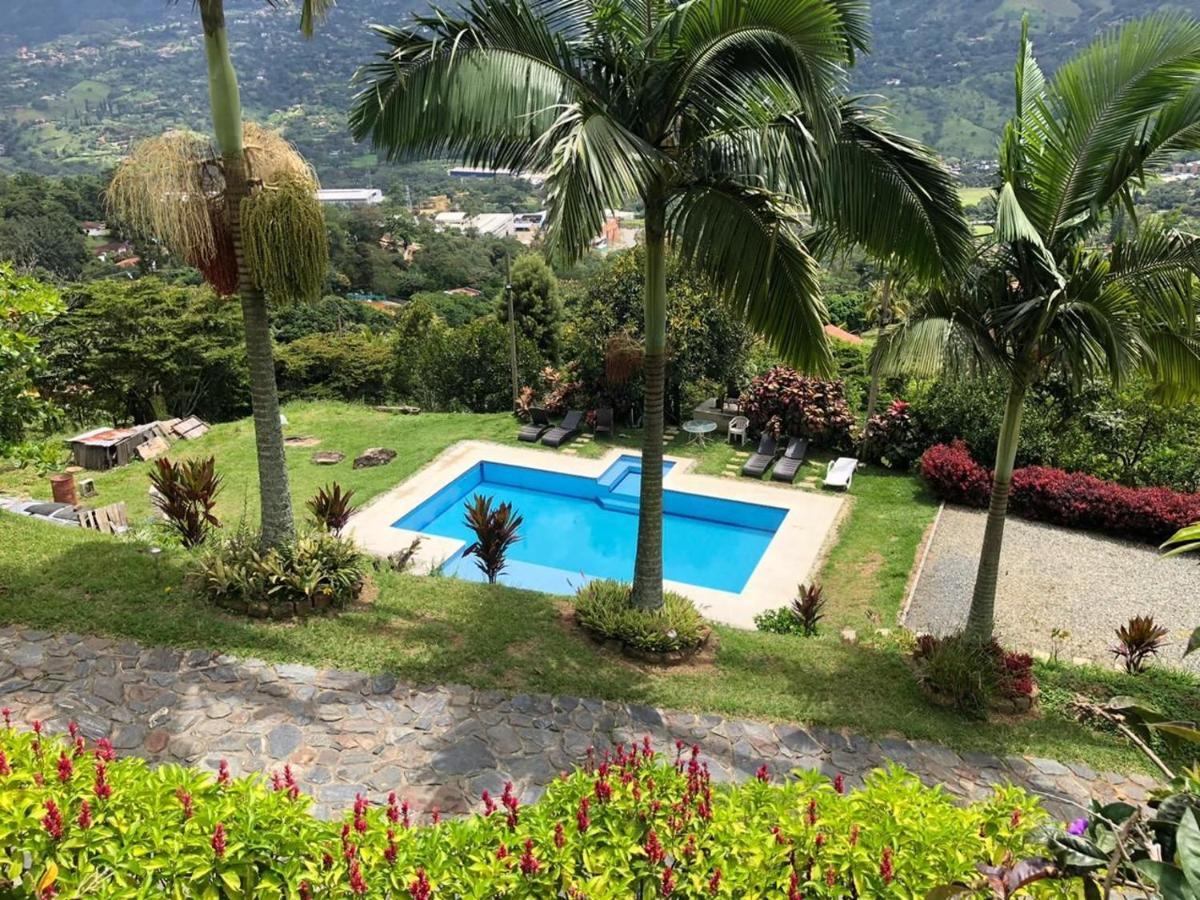 Finca Hotel Tierra Verde Girardota Exteriör bild