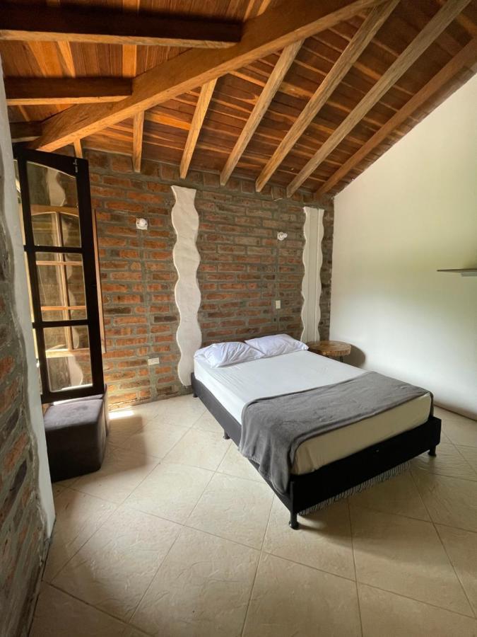 Finca Hotel Tierra Verde Girardota Exteriör bild
