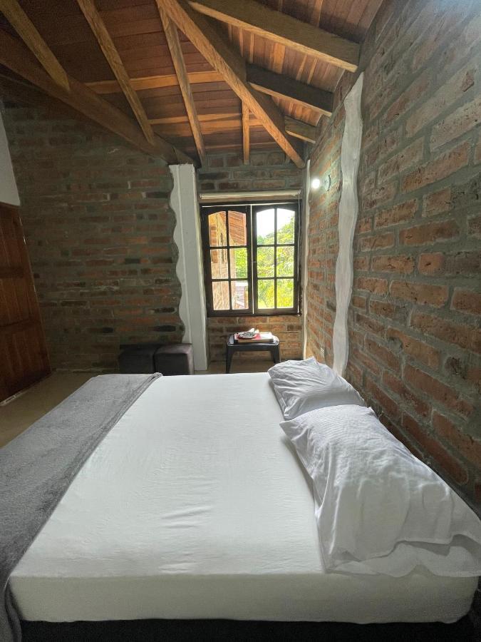 Finca Hotel Tierra Verde Girardota Exteriör bild
