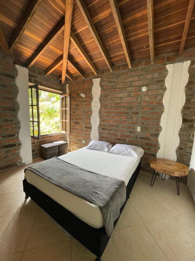 Finca Hotel Tierra Verde Girardota Exteriör bild