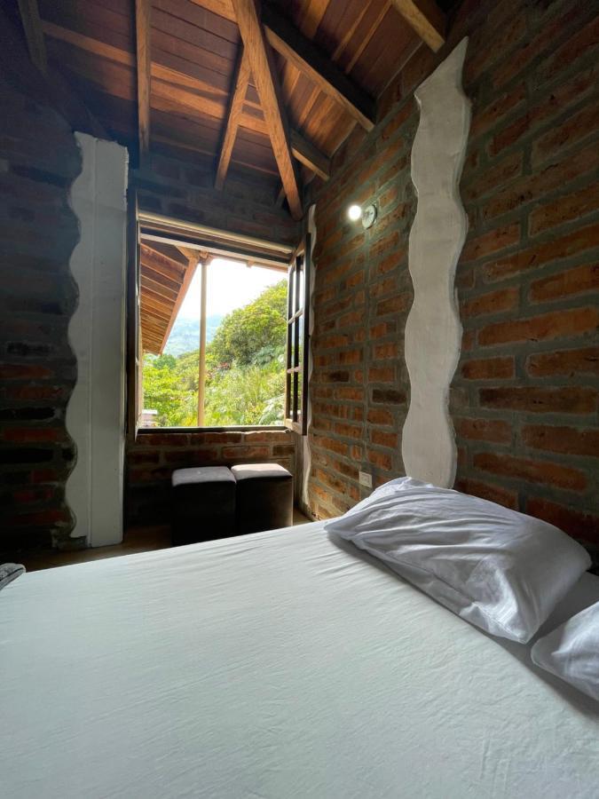 Finca Hotel Tierra Verde Girardota Exteriör bild