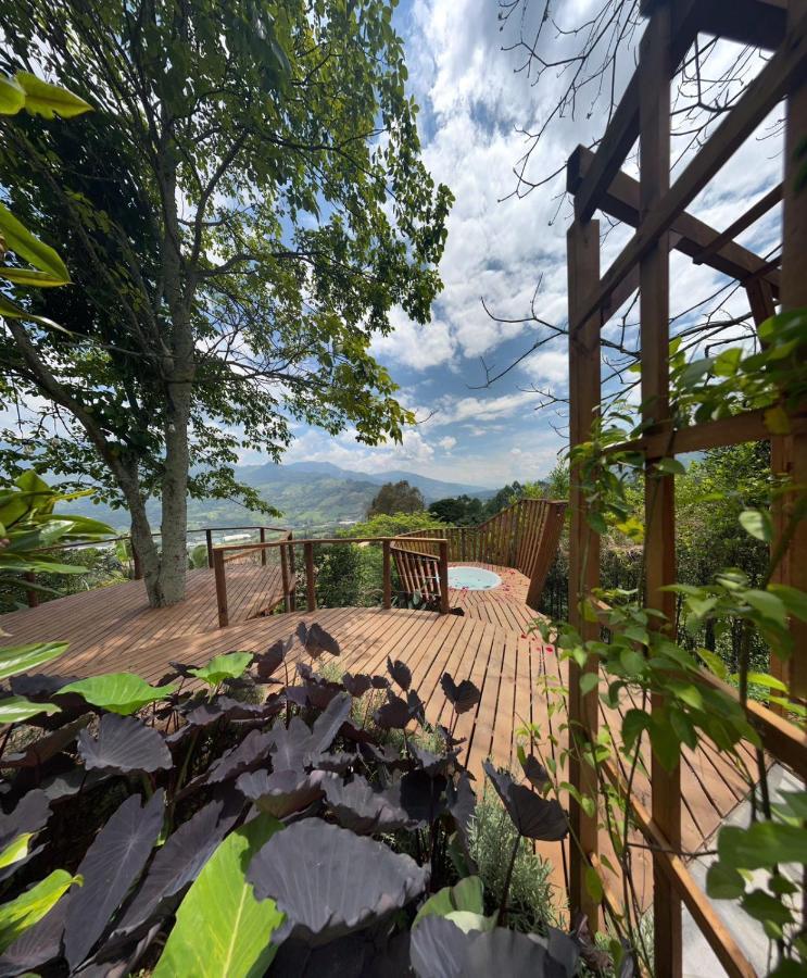 Finca Hotel Tierra Verde Girardota Exteriör bild