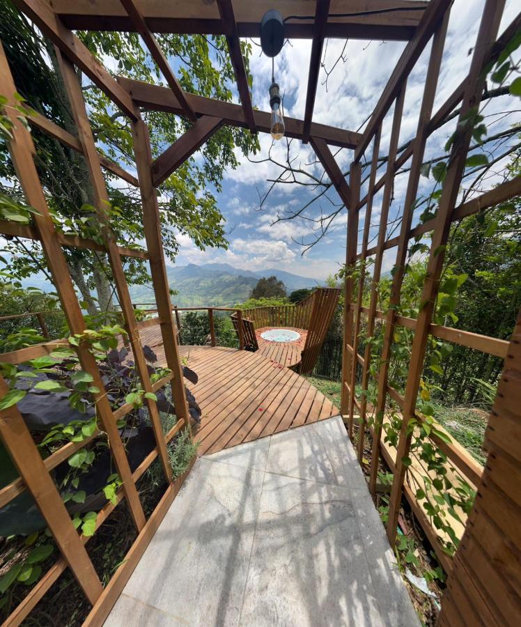 Finca Hotel Tierra Verde Girardota Exteriör bild